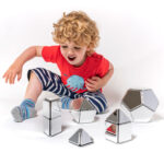 Mirror Magnetic Geometric Shapes